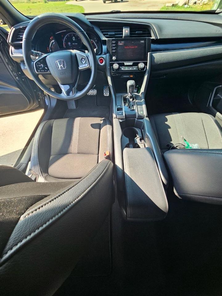 Honda Civic Sport Hatchback CVT 2021