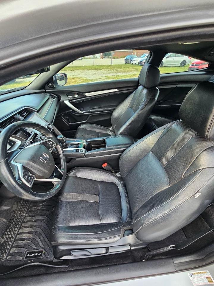 Honda Civic Touring Coupe CVT 2019