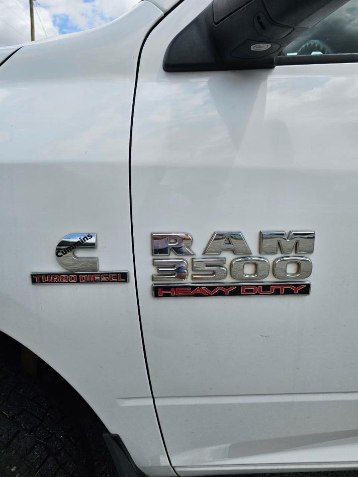 RAM 3500 Tradesman Crew Cab 4WD DRW 2018