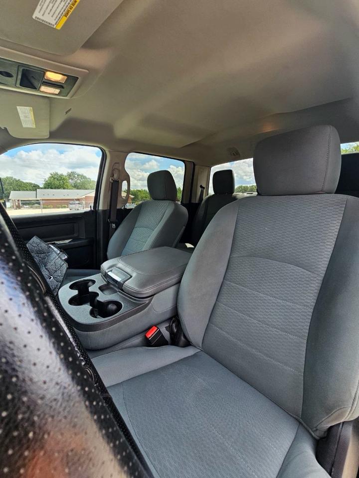 RAM 3500 Tradesman Crew Cab 4WD DRW 2018