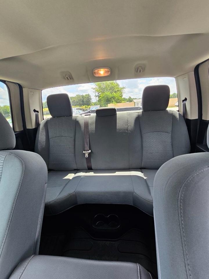 RAM 3500 Tradesman Crew Cab 4WD DRW 2018