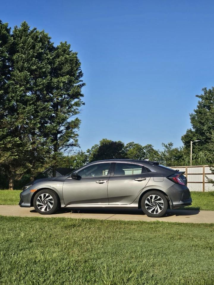 Honda Civic LX Hatchback 2017