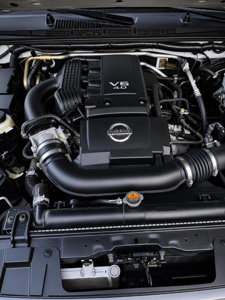 Nissan Frontier 4WD  2018