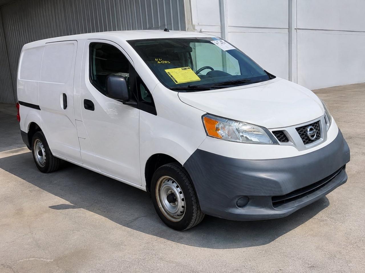 Nissan NV 200 S Cargo Van 2018