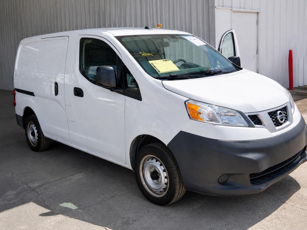 Nissan NV 200 S Cargo Van 2018