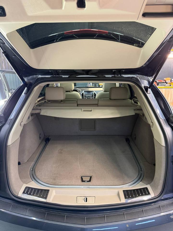 Cadillac SRX Luxury Collection 2013