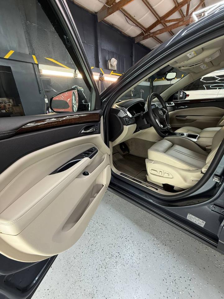 Cadillac SRX Luxury Collection 2013