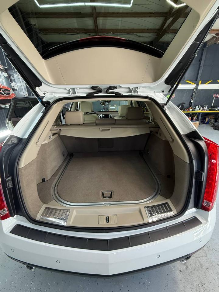 Cadillac SRX Luxury Collection FWD 2014