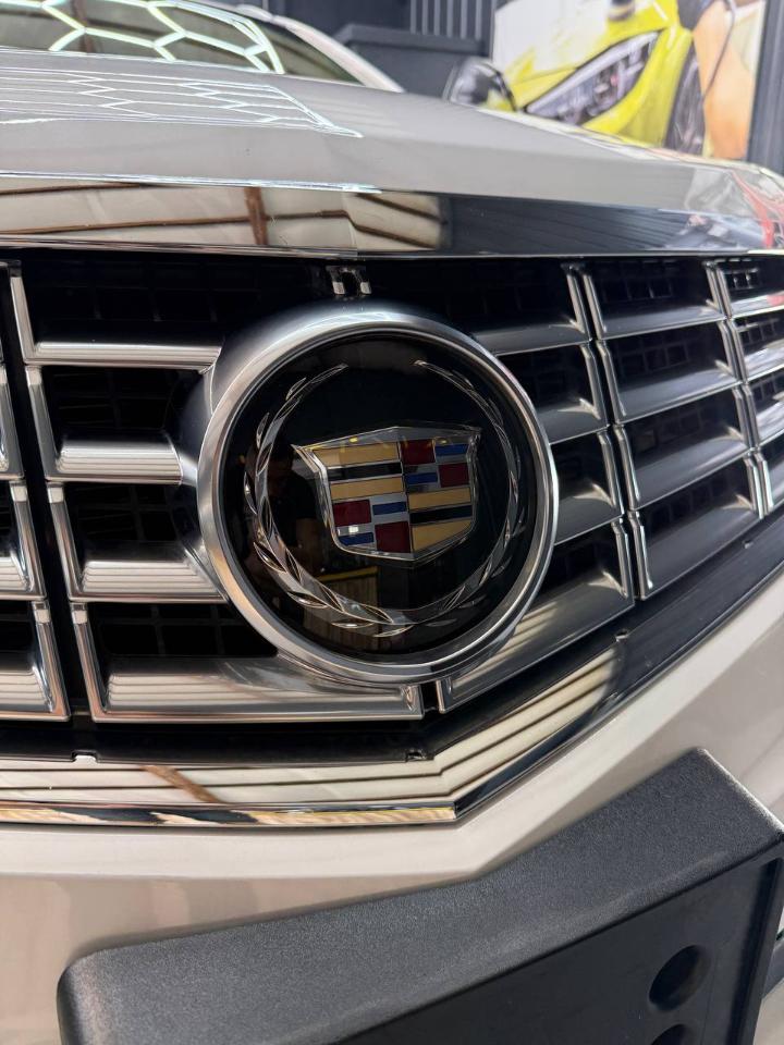 Cadillac SRX Luxury Collection FWD 2014
