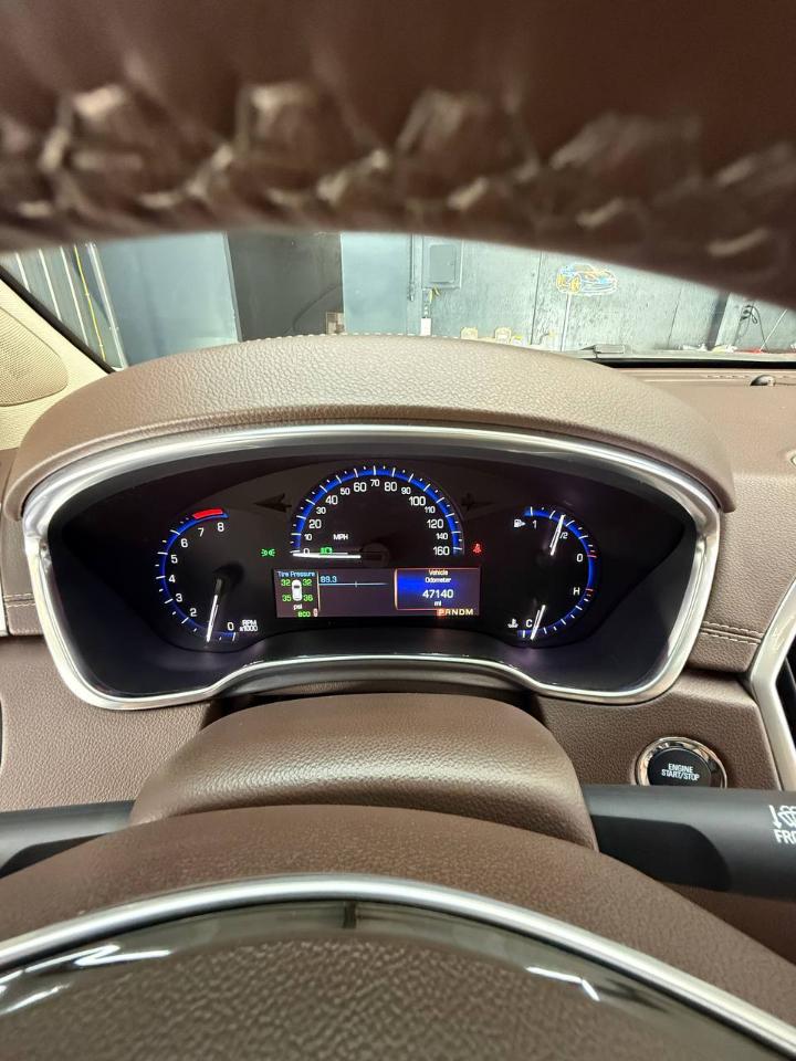 Cadillac SRX Luxury Collection FWD 2014