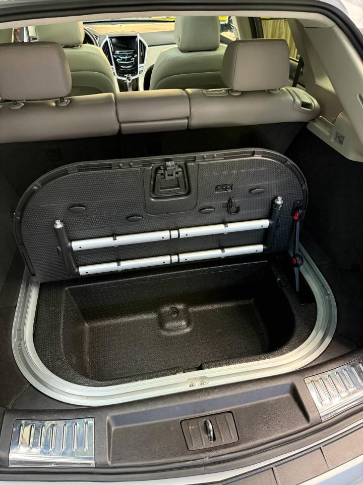 Cadillac SRX Luxury Collection FWD 2015