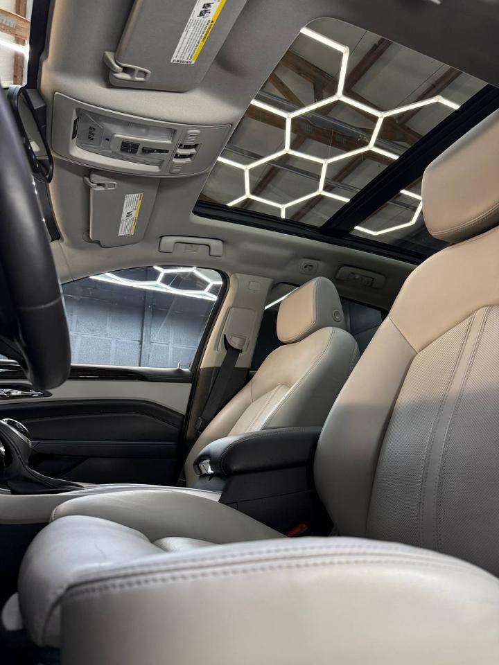 Cadillac SRX Luxury Collection FWD 2015