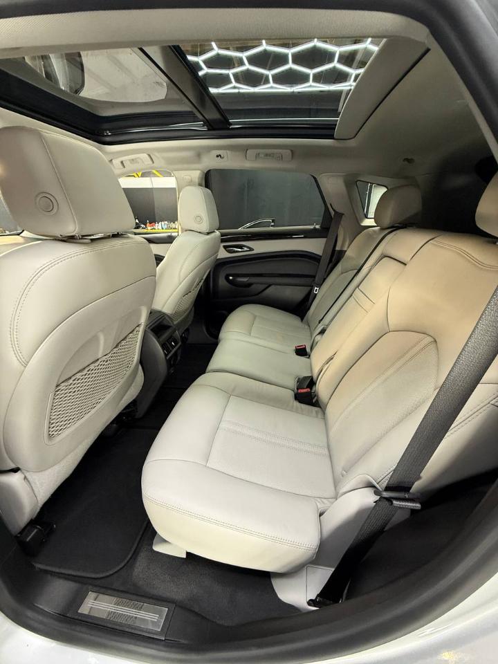 Cadillac SRX Luxury Collection FWD 2015