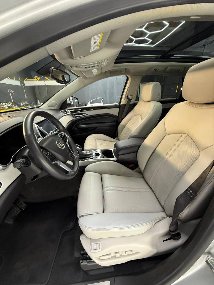 Cadillac SRX Luxury Collection FWD 2015