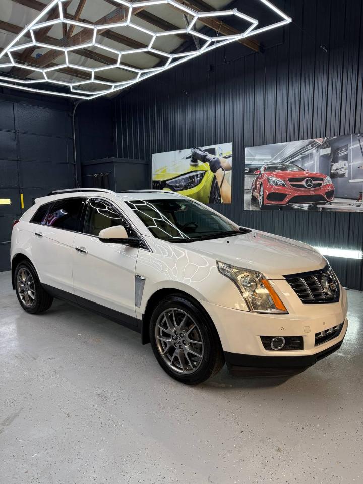 Cadillac SRX Performance Collection FWD 2015
