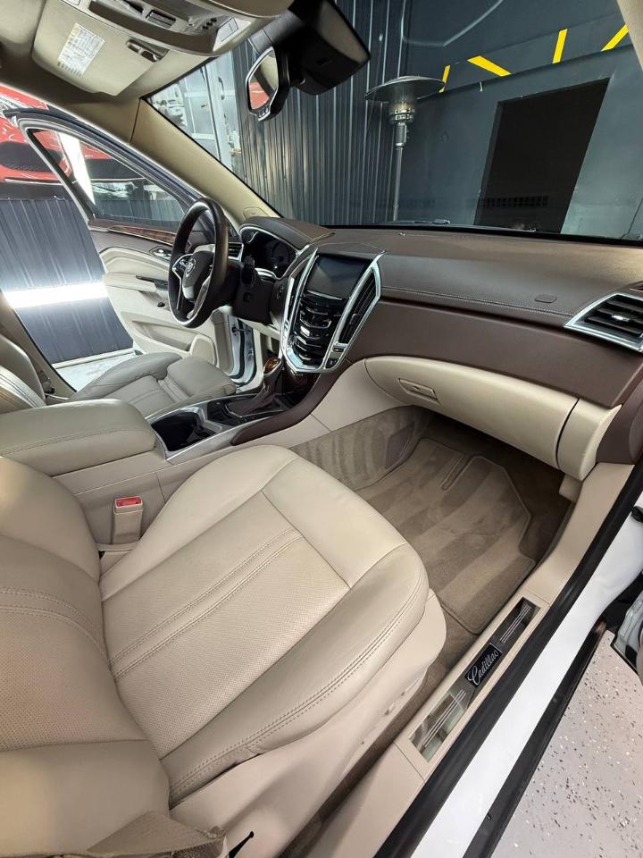 Cadillac SRX Performance Collection FWD 2015