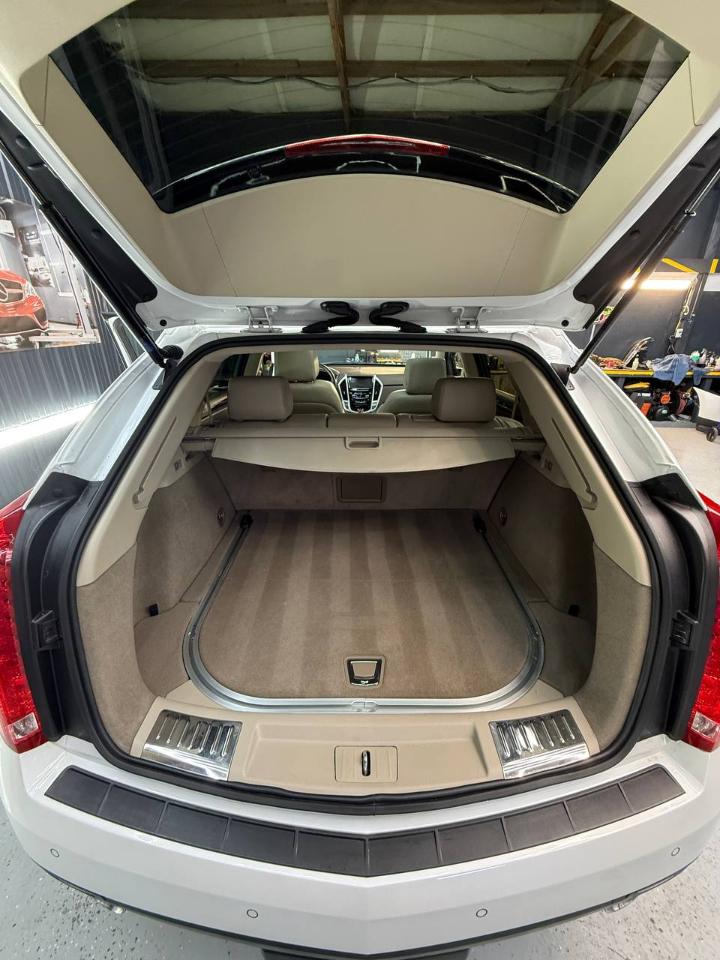 Cadillac SRX Performance Collection FWD 2015