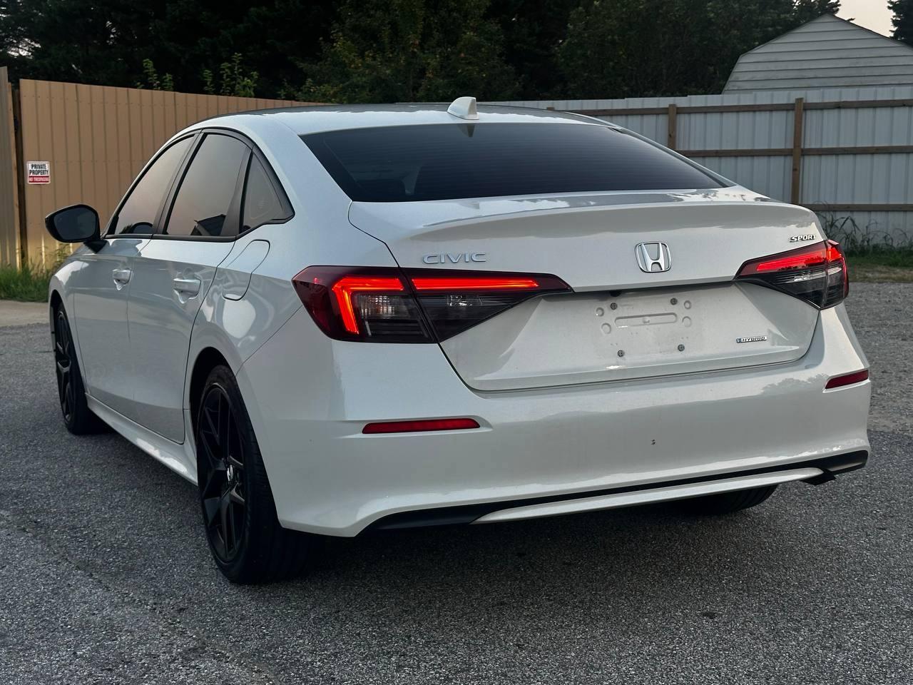 Honda Civic Sport Touring Hybrid 2025