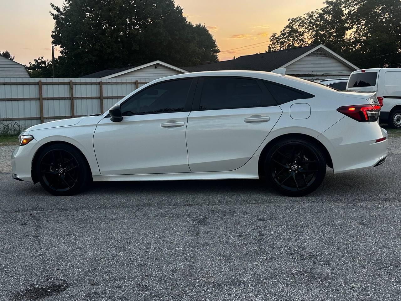 Honda Civic Sport Touring Hybrid 2025