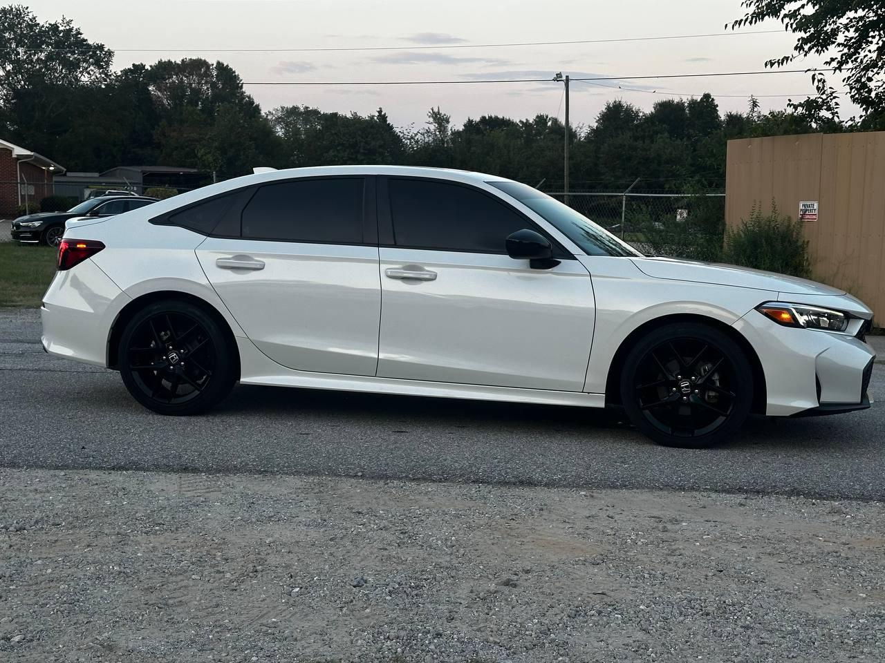 Honda Civic Sport Touring Hybrid 2025