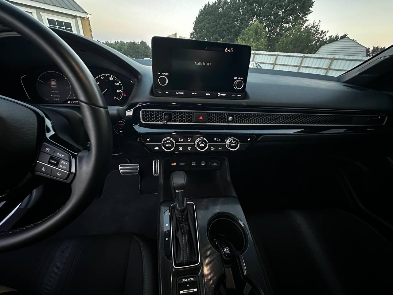 Honda Civic Sport Touring Hybrid 2025