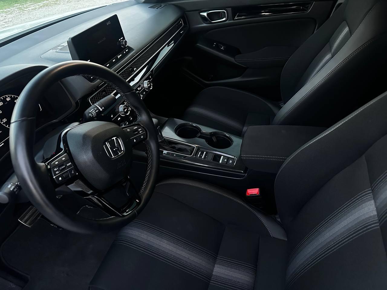 Honda Civic Sport Touring Hybrid 2025