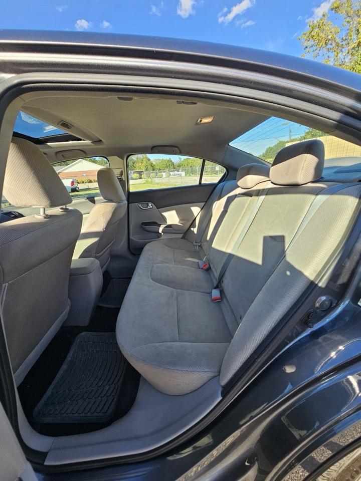 Honda Civic EX Sedan 5-Speed AT 2012