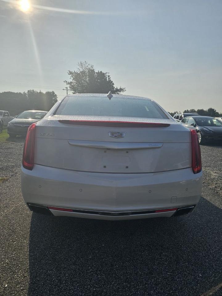 Cadillac XTS Luxury FWD 2017
