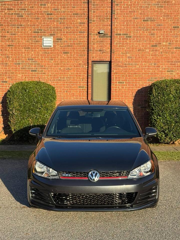 Volkswagen Golf GTI S 6A 4-Door 2017