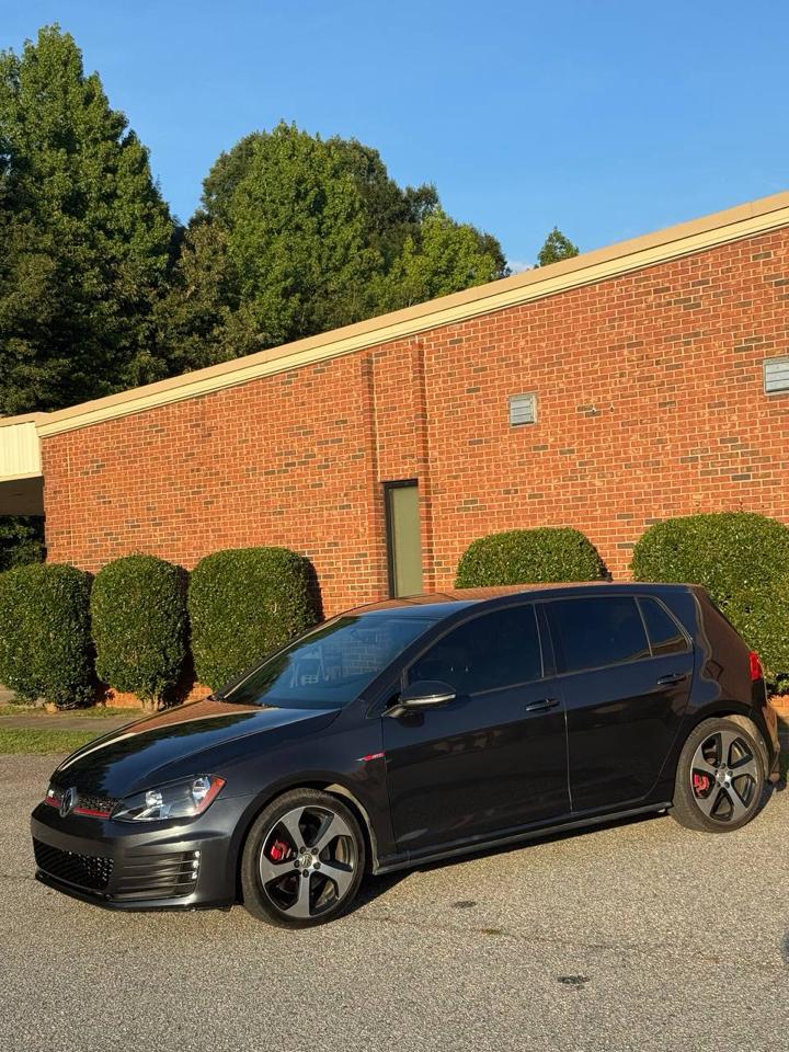 Volkswagen Golf GTI S 6A 4-Door 2017