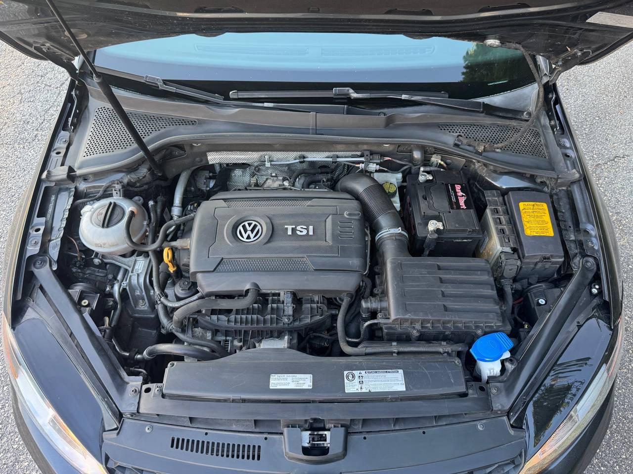 Volkswagen Golf GTI S 6A 4-Door 2017