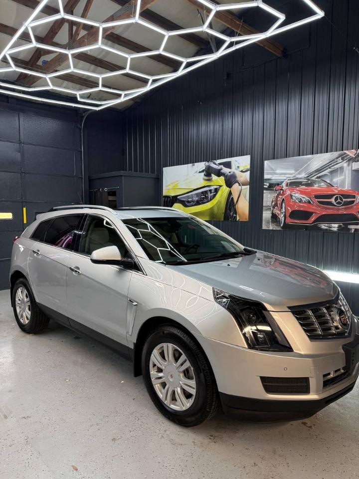 Cadillac SRX Luxury Collection FWD 2016