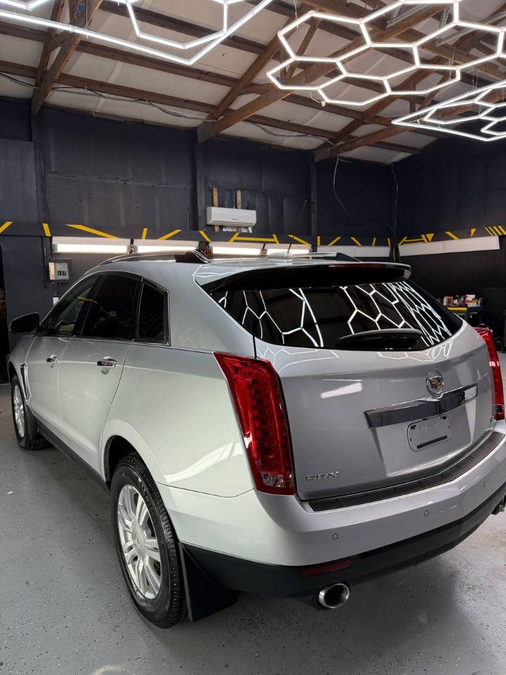Cadillac SRX Luxury Collection FWD 2016