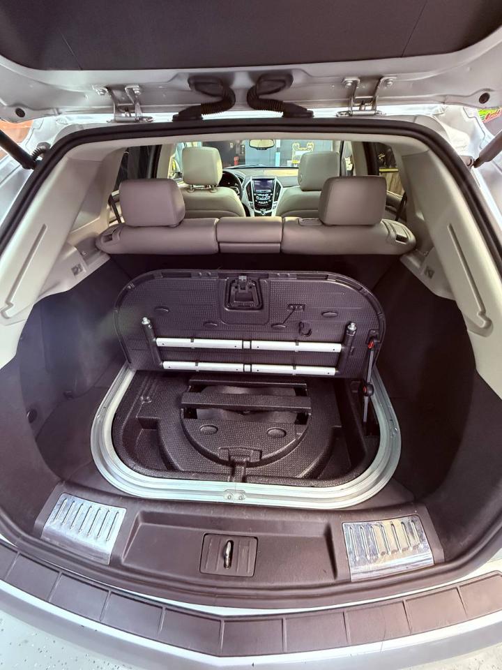 Cadillac SRX Luxury Collection FWD 2016