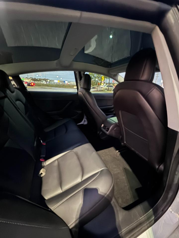 Tesla Model 3  2020