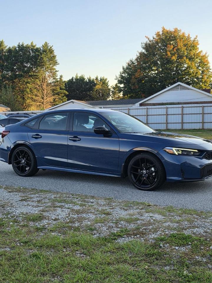 Honda Civic Sport Touring Hybrid 4D Sedan at 2025