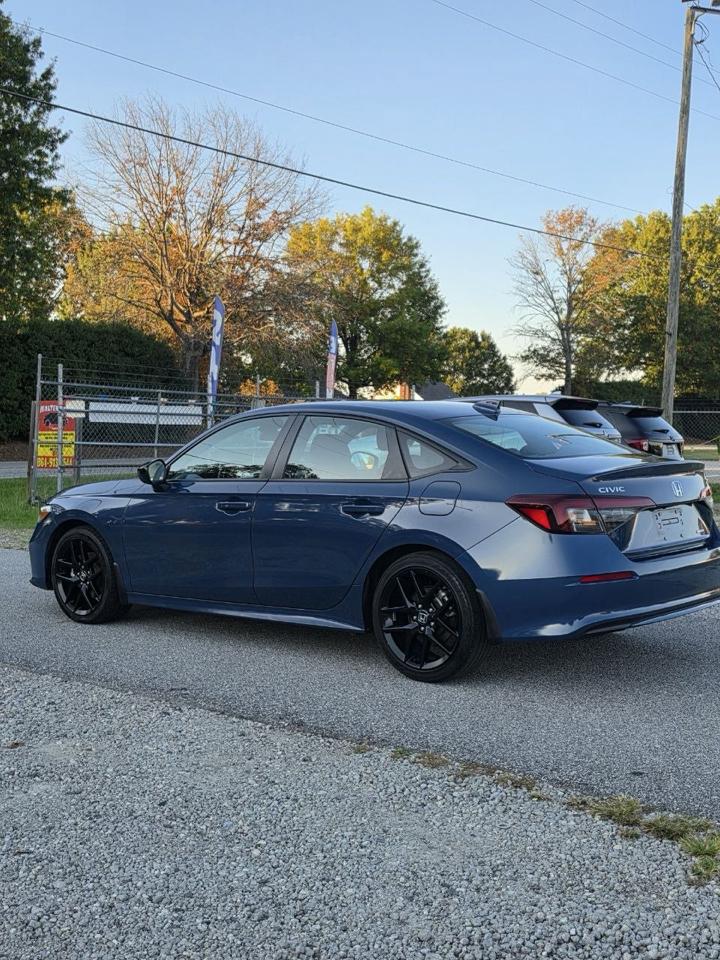 Honda Civic Sport Touring Hybrid 4D Sedan at 2025