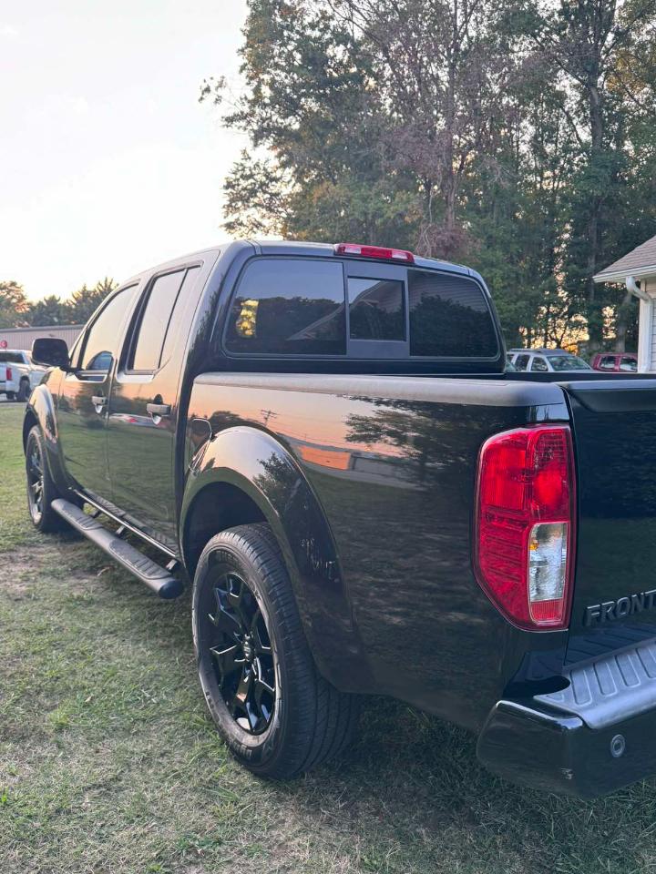 Nissan Frontier 2WD  2021