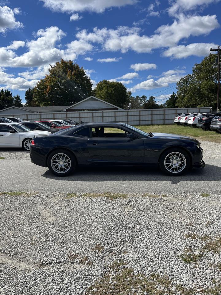 Chevrolet Camaro 1LS Coupe 2015