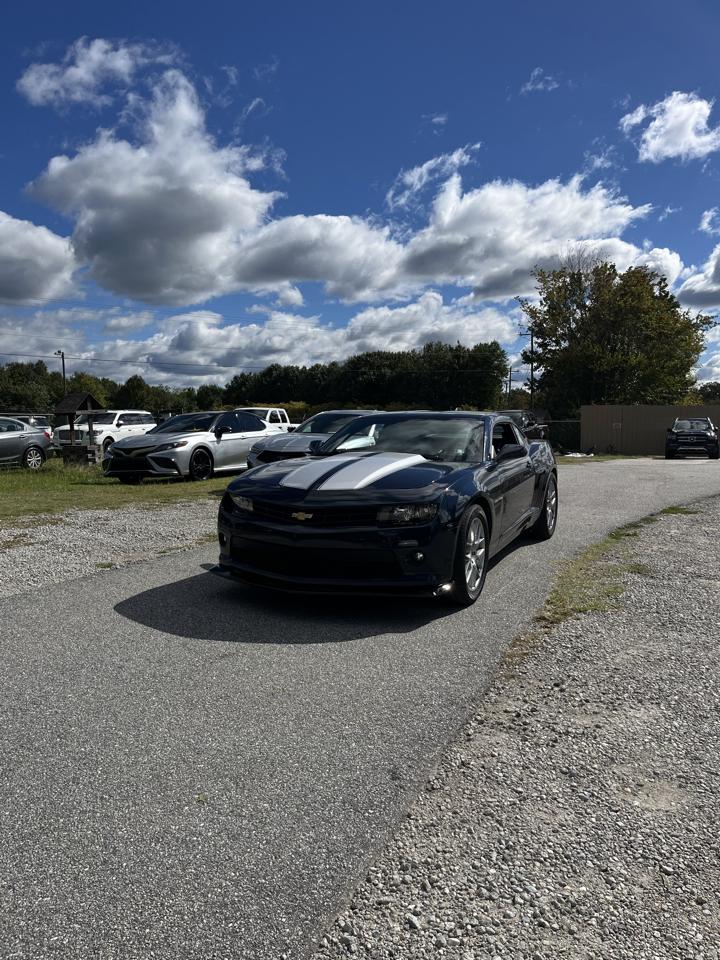 Chevrolet Camaro 1LS Coupe 2015