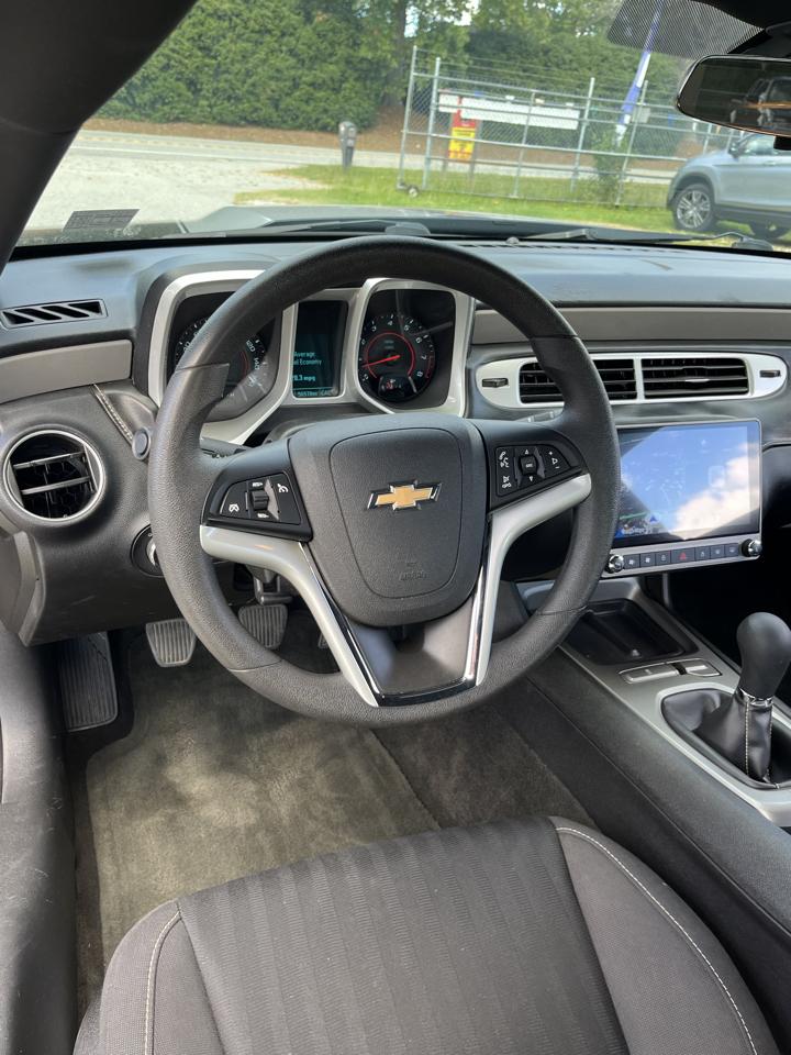 Chevrolet Camaro 1LS Coupe 2015