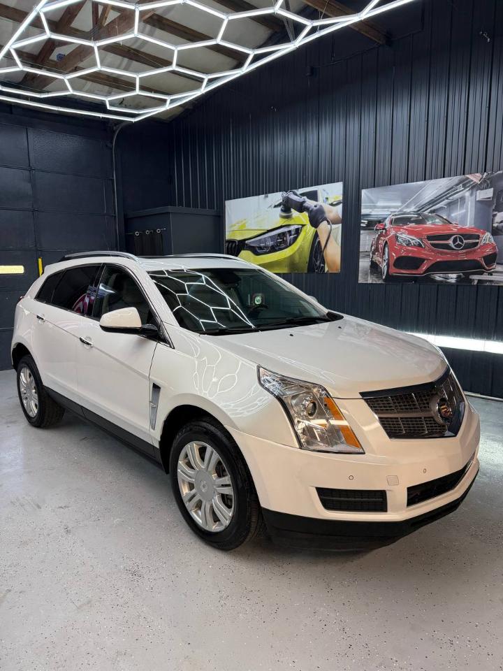 Cadillac SRX Luxury Collection AWD 2010