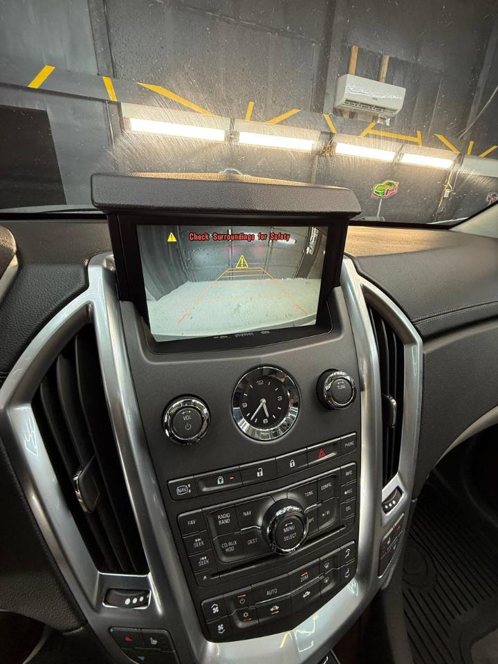 Cadillac SRX Luxury Collection AWD 2010