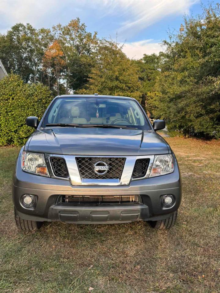 Nissan Frontier 2WD  2017