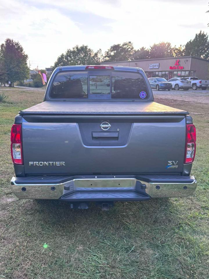 Nissan Frontier 2WD  2017