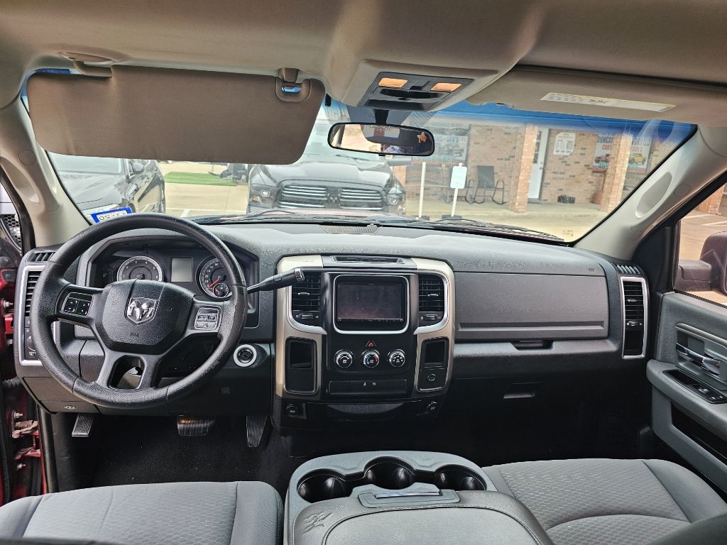 RAM 1500 SLT Quad Cab 2WD 2013 RAM 1500 SLT Quad Cab 2WD 2013