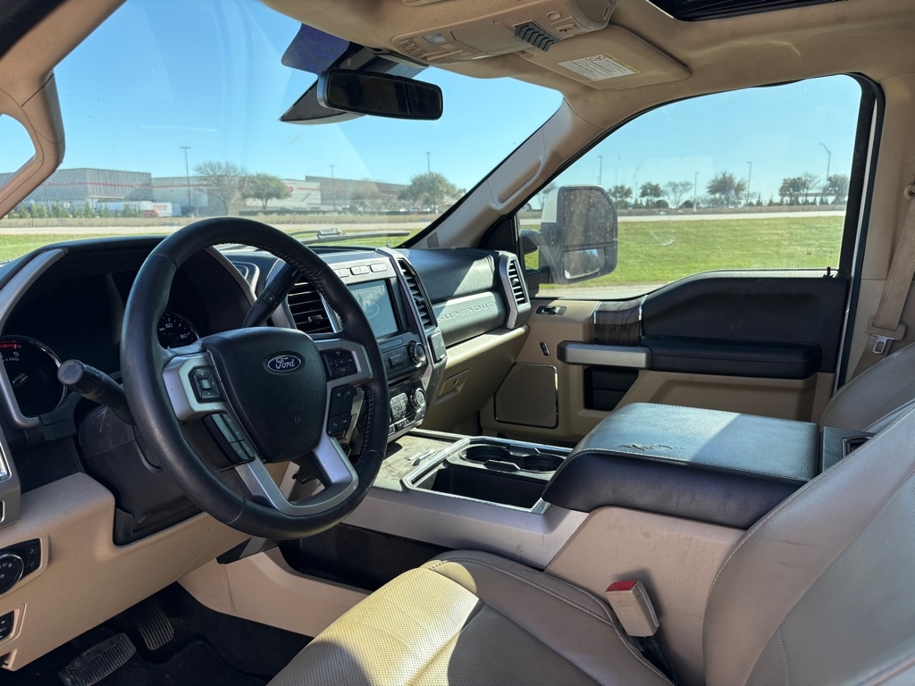 Ford F-350 SD Lariat Crew Cab Long Bed DRW 4WD 2017