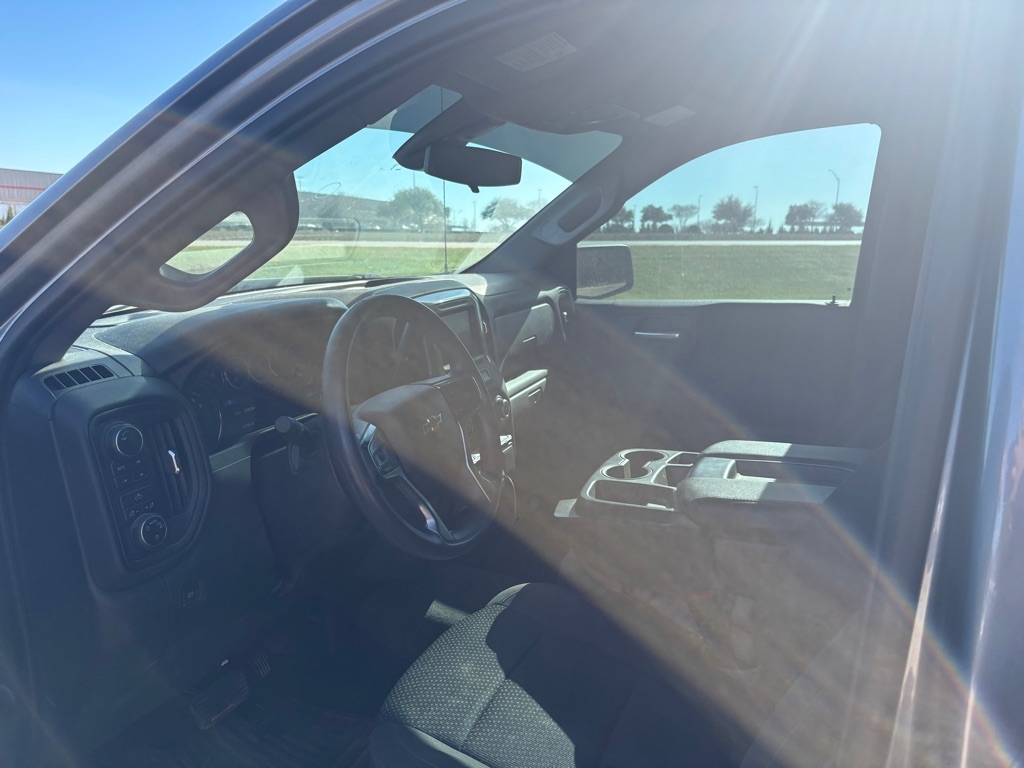 Chevrolet Silverado 1500 Custom Trail Boss Crew Cab Long Box 4WD 2021