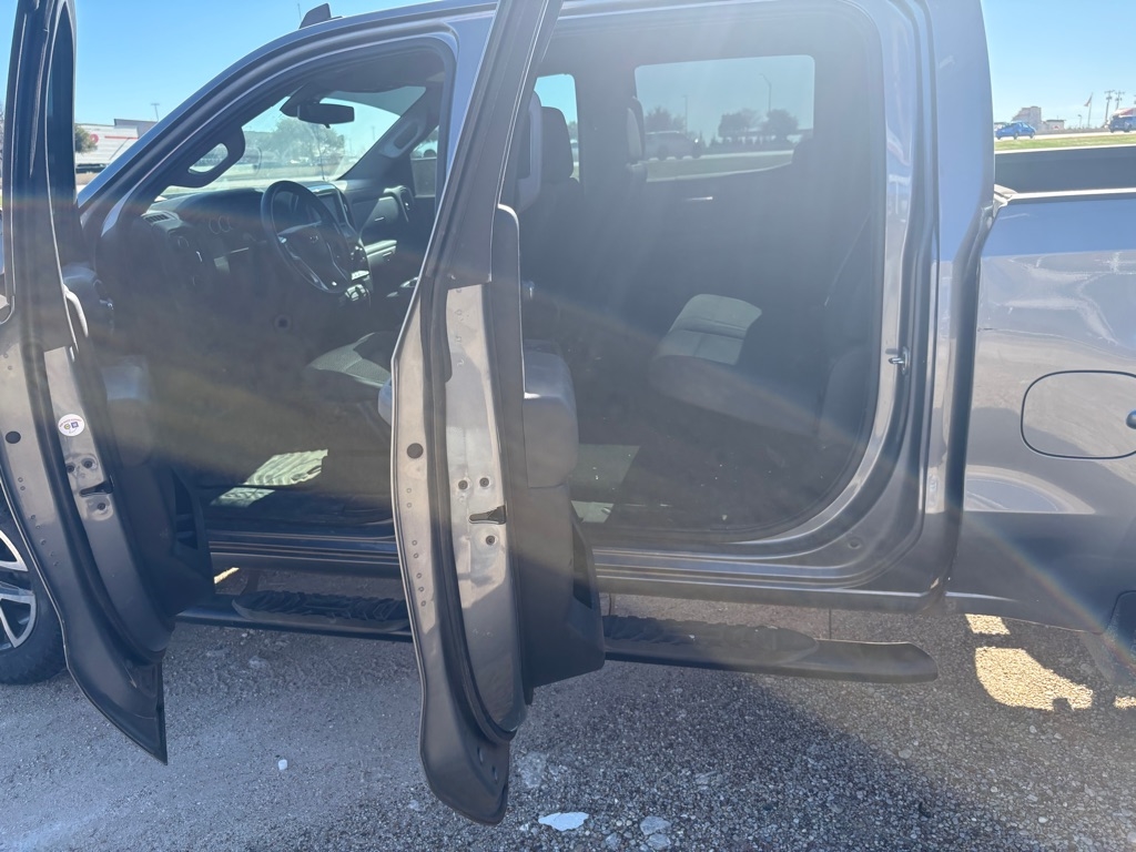 Chevrolet Silverado 1500 Custom Trail Boss Crew Cab Long Box 4WD 2021