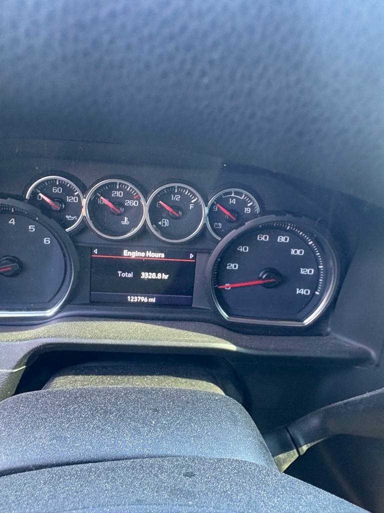 Chevrolet Silverado 1500 Custom Trail Boss Crew Cab Long Box 4WD 2021